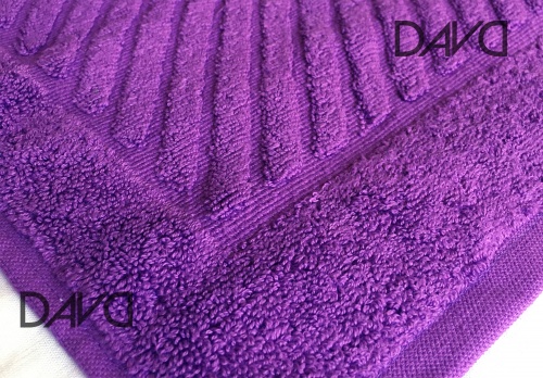 Коврик-полотенце для ног 50*70, с ножками, фиолетовый фото 2