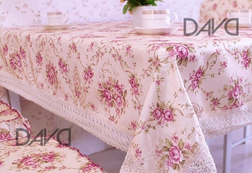 Скатерь кружевная на стол тефлоновая с гипюром 152*220, розы